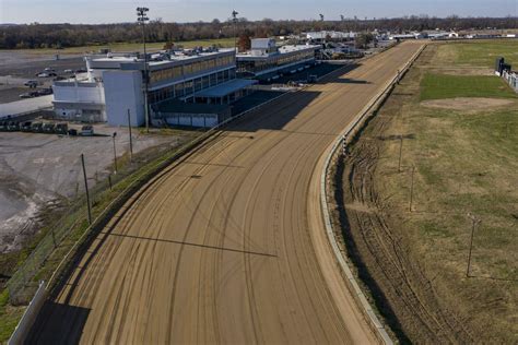 fanduel sportsbook and racetrack.